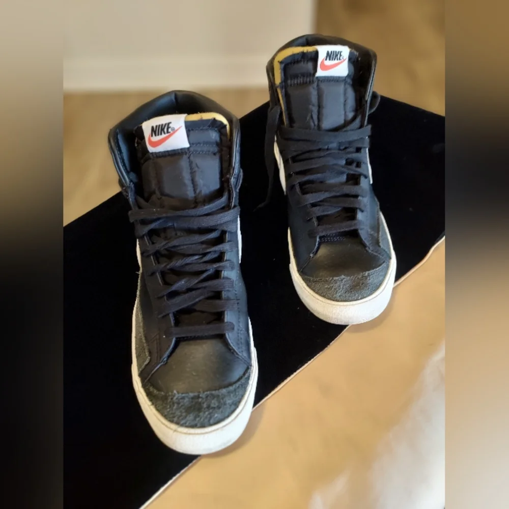 Nike 10.5 Men's 🏀🏀 - EUC - NO BOX shoes only, in very good condition! - Picture 6 of 14